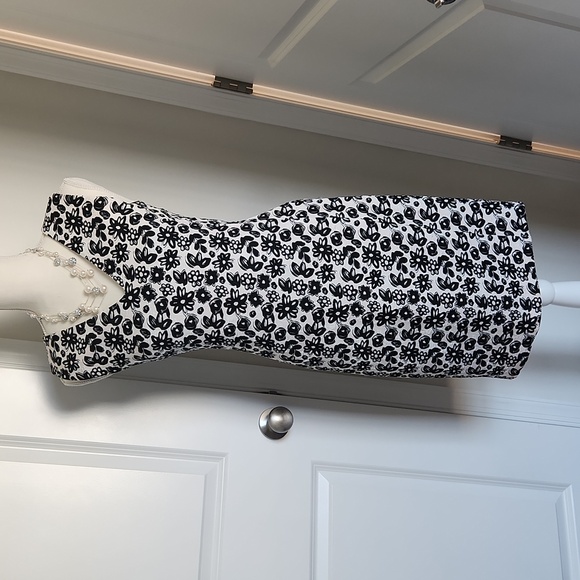 Karl Lagerfeld black and white dairy dress 2 - Picture 2 of 5